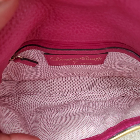 Dooney & Bourke  Hayden Lion Head Clutch Fuschia - Picture 4 of 8